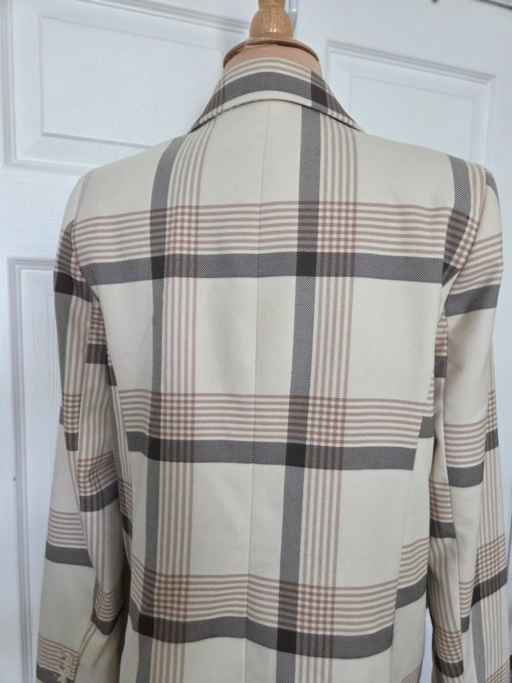 Plaid Double-Breasted Blazer Jacket in Cream - Picture 6 of 16